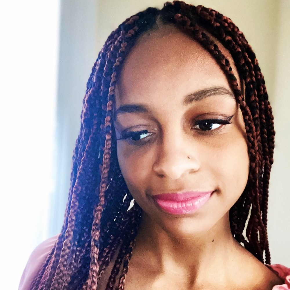 Meet your Posher, Briana